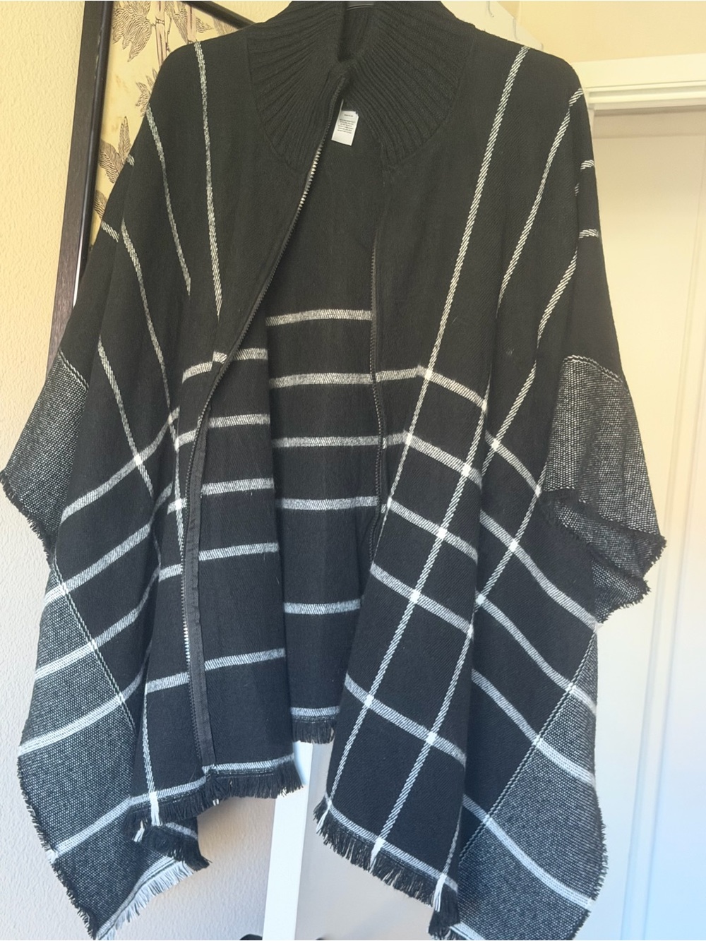 New York & Company Black and White Knit Poncho